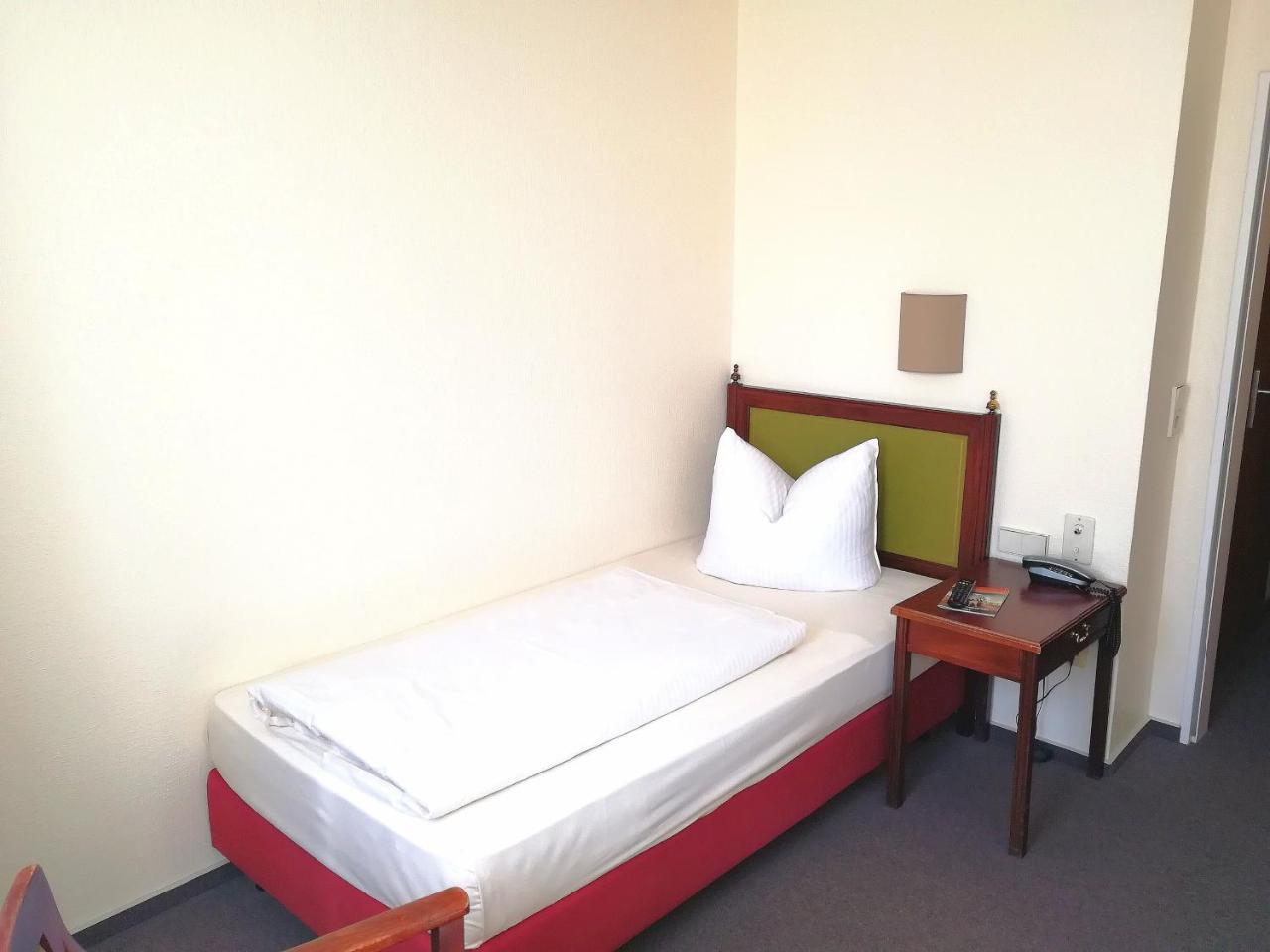 Hotel Krohwinkel 히트펠트 외부 사진